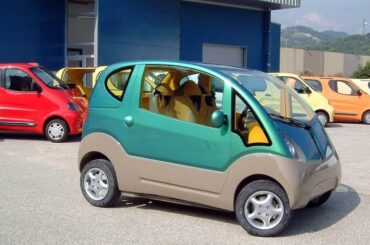 Moteur Développement International (MDI) the MiniCATS compressed air car