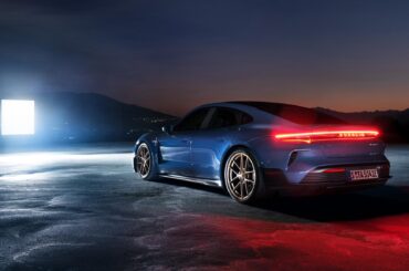 Porsche Taycan Turbo GT [2048x1152]