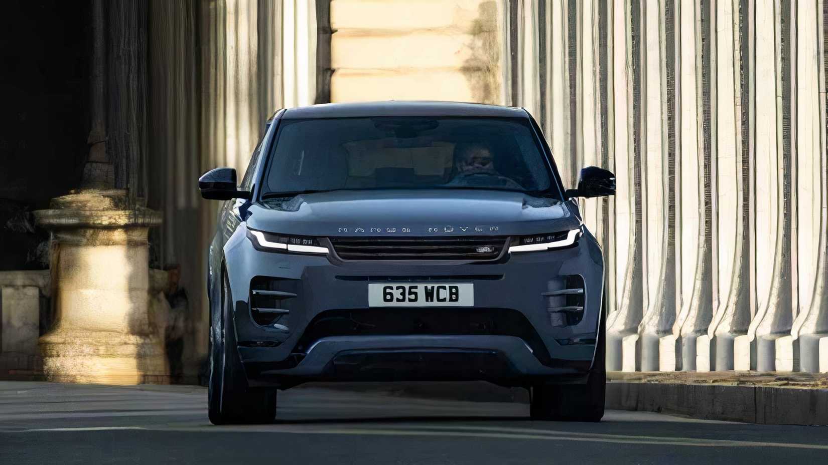 2025 Land Rover Range Rover Evoque Front View
