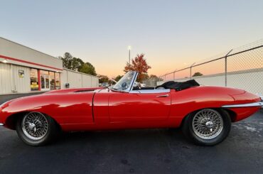 1967 Jaguar E-Type [4042 X 2268] How I do love Redheads…