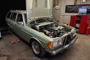 1984 Mercedes Wagon with a Twin-Turbo V8