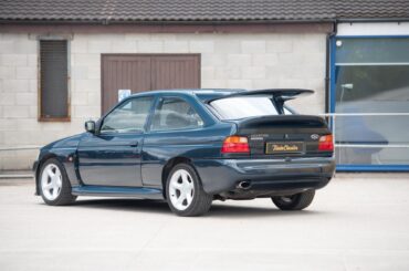 Whale Tail! Ford Escort Rs Cosworth (1800x1200)