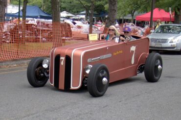 Built to resemble an old school soapbox derby racer. From a 2018 car show [OC]