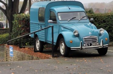 I've never seen a Citroën 2CV like this.