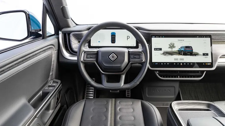 004 2022 Rivian R1S