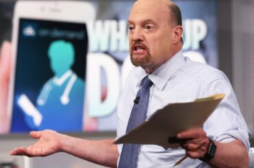 Jim Cramer examines 'stalled' stocks Apple, Meta and Tesla