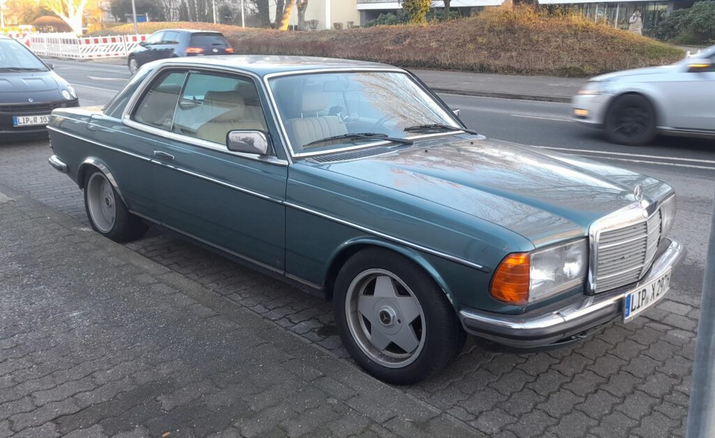 Mercedes Benz 280CE