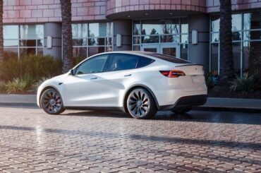 Tesla (TSLA) sales keep crashing in Europe with a single market temporarily saving it