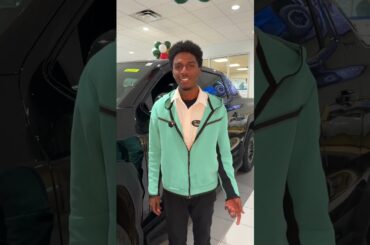 GMC Sierra EV vs. Chevy Silverado EV ...which are you taking? #gmcsierraev