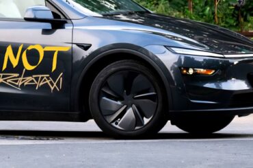 Tesla promises Robotaxis in Austin in three weeks - no drivers this time