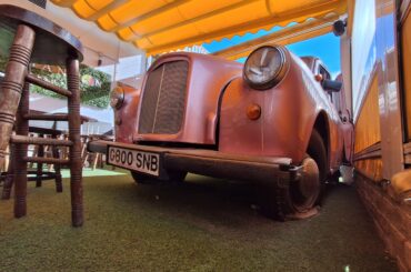 Old English taxi (Austin FX4) spotted in an irish bar in Torrevieja,Spain.