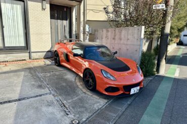 “It has kei car dimensions but the stats of a supercar—0-60 in 3.3, to start” (Petrolicious). [Lotus Exige Sport 410]