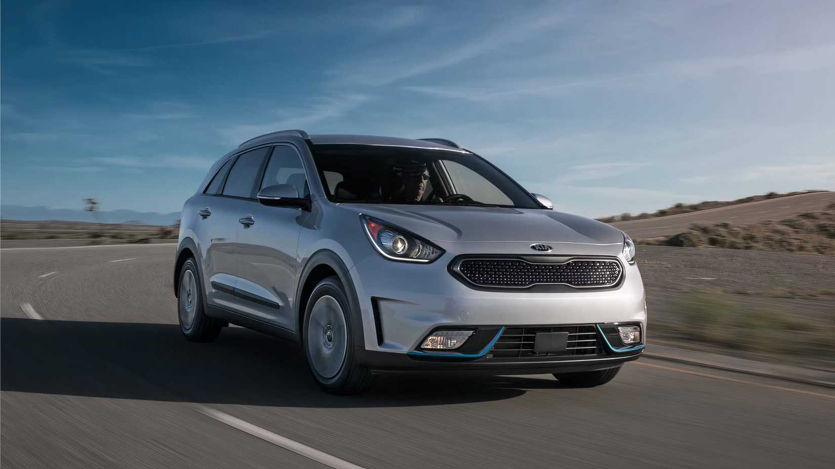 2019 Kia Niro Plug-in Hybrid Front Three Quarter