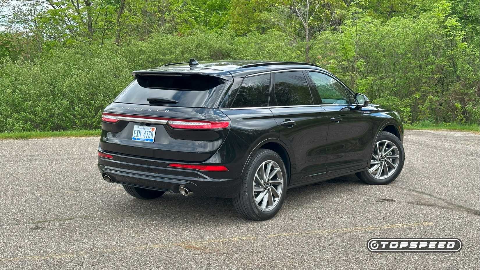 2025 Lincoln Corsair AWD Grand Touring III Rear Three-Quarter