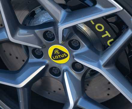 2025 Lotus Emeya Hyper-GT Fast-Charging-6