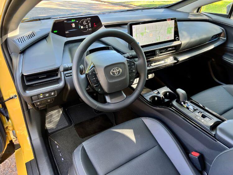 2026-toyota-prius-nightshade-phev-cabinn-hero-carpro.