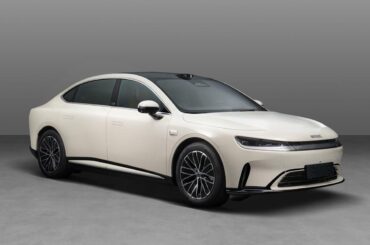 Smart #6 unveiled as plug-in hybrid saloon to rival BMW 3 Series