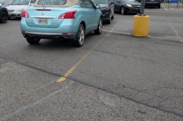 Oh my God, another [Nissan Murano Cabriolet]