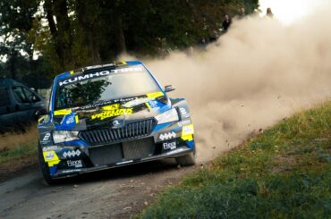 Skoda Fabia Rally2 EVO (4515×3010)