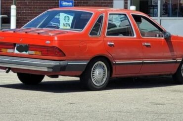 Rare Ford Tempo spotted on the wild...you can hear it's hauntingly beautiful lifter noise.