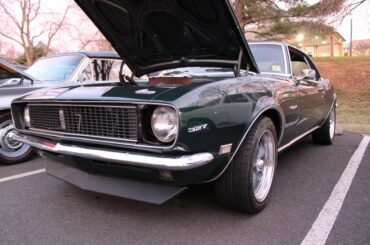 Found a nice Camaro at Cars and Coffee today!