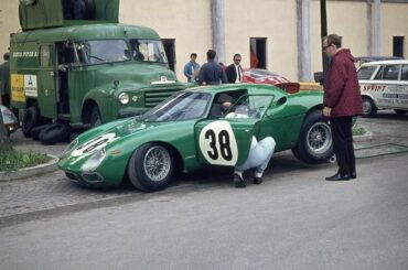 David Piper´s green Ferrari 250KM (chassis 5897) in the paddock at Monza for the 1964 Coppa Intereuropa (1199x766)