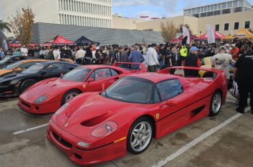 Ferrari F50, Chassis #001, tested by Niki Lauda, next to an F40 - Houston C&C [4000x2252]