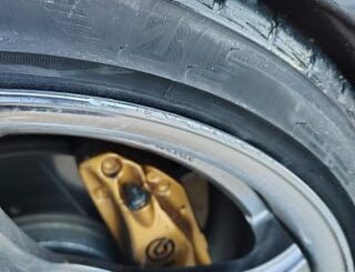 Curb Rash on anodized polished lip