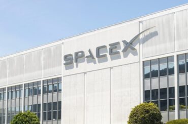 Elon Musk Denies $800 Billion SpaceX Fundraising, Remains Silent On IPO - Tesla (NASDAQ:TSLA)