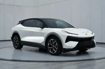 Sneak peek at Eletre SUV plug-in hybrid with 1000km range