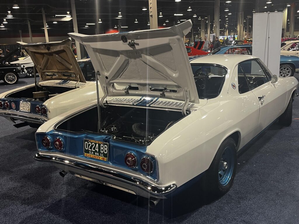 Corvair Yenko Stingers at the MCACN