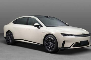 The new Smart #6 EHD plug-in hybrid sedan revealed