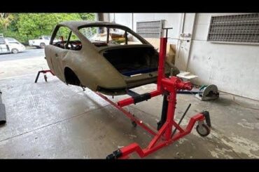 Some questionable repairs going down on this classic ‘66 912 🥴