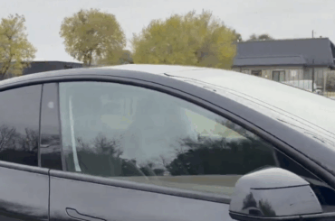 Tesla Model Y Drives Empty in First Fully Driverless Sighting [Video]