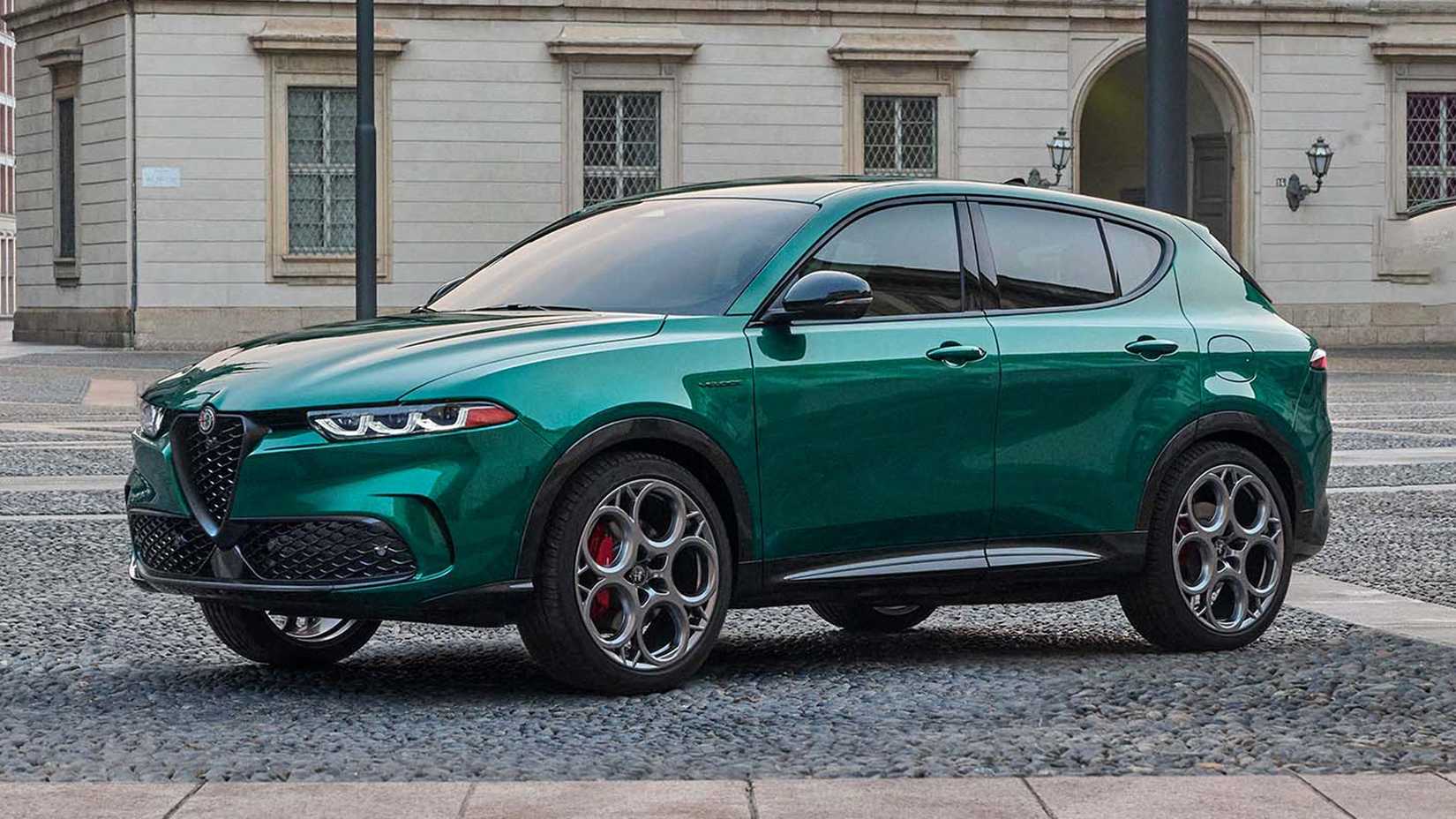 A left hand-side, three-quarter shot of a 2024 Alfa Romeo Tonale