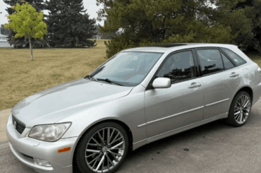 Lexus is wagon official car of?