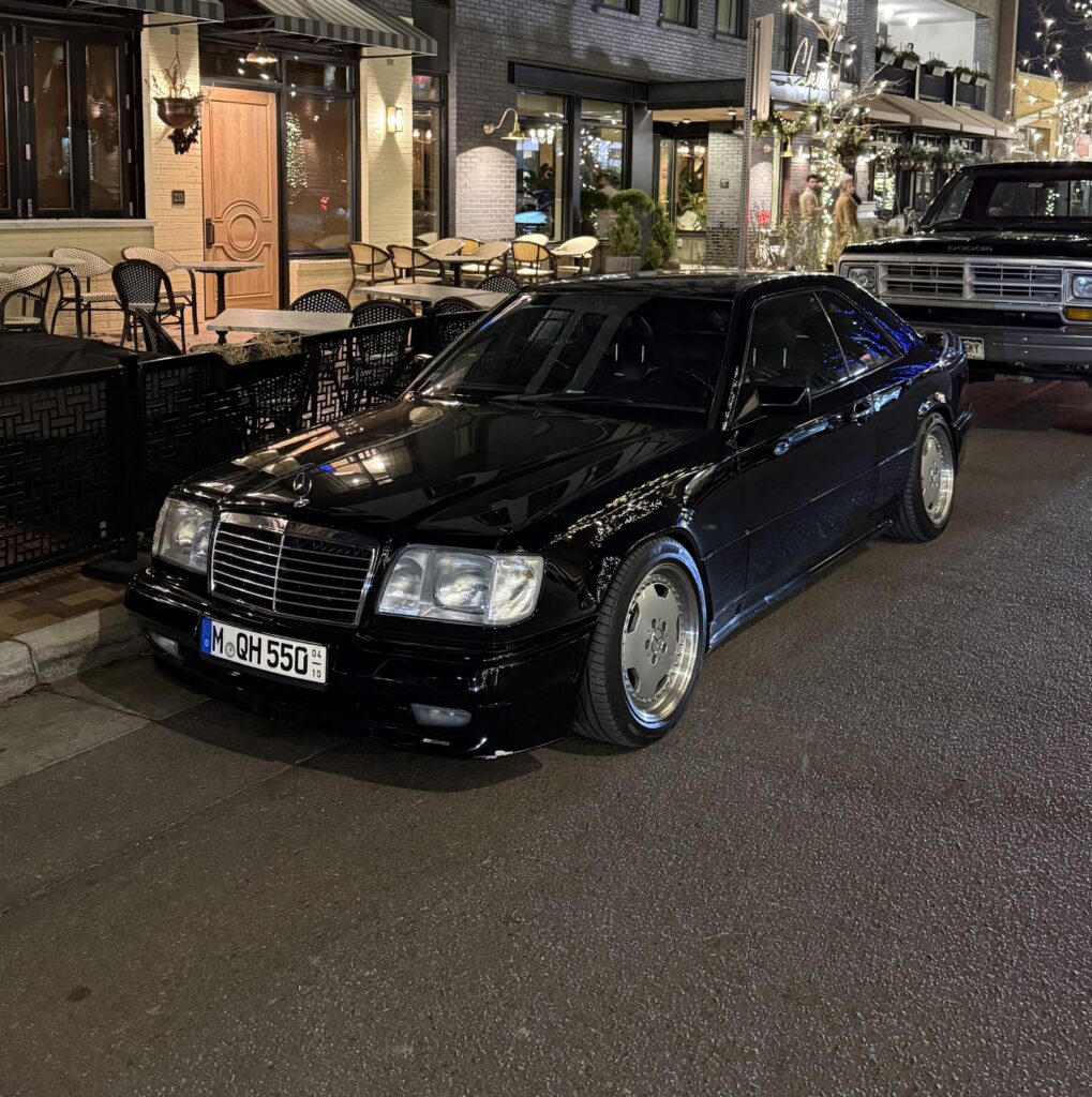 Mercedes Benz E36 AMG [3541x3558]