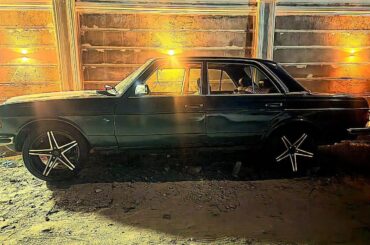 Mercedes Benz W123👌 right rims