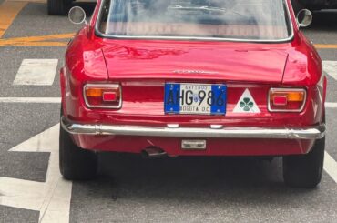 Spotted in Medellín, Colombia [Alfa Romeo GT1600 Junior]