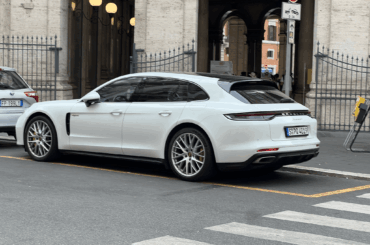 [Porsche Panamera 4 CT] not ever found in the US