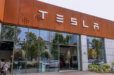 Analyst makes bold move with Tesla stock amid buzz over FSD robotaxi — here's what's happening