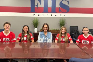 Tampa high-school students help file a bill for e-bike helmet requirement