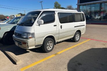 A very comfy looking [Toyota HiAce EX] getting new tires