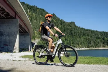 giant explore e review best e-bike accessories