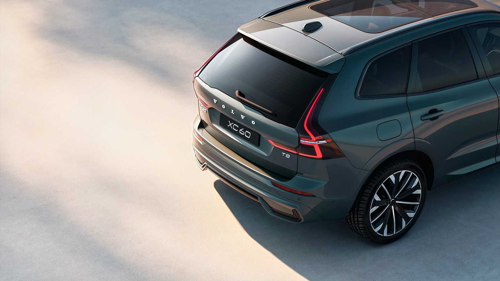 2026 Volvo XC60 T8 Ultra rear end