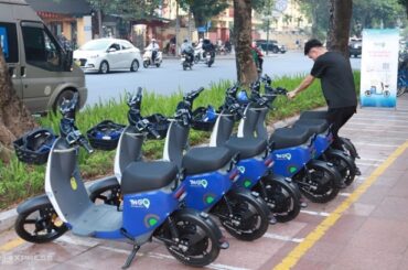 Free from refueling: Hanoians switch to public electric bicycles for daily commute