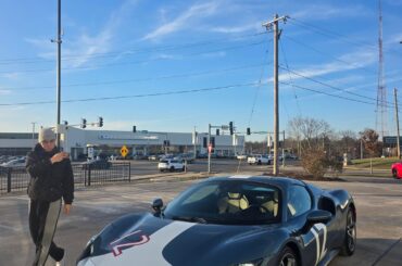 [ Ferrari 296 GTS Tailor Made] I saw this getting delivered to the Ferrari dealership when I was about to leave.