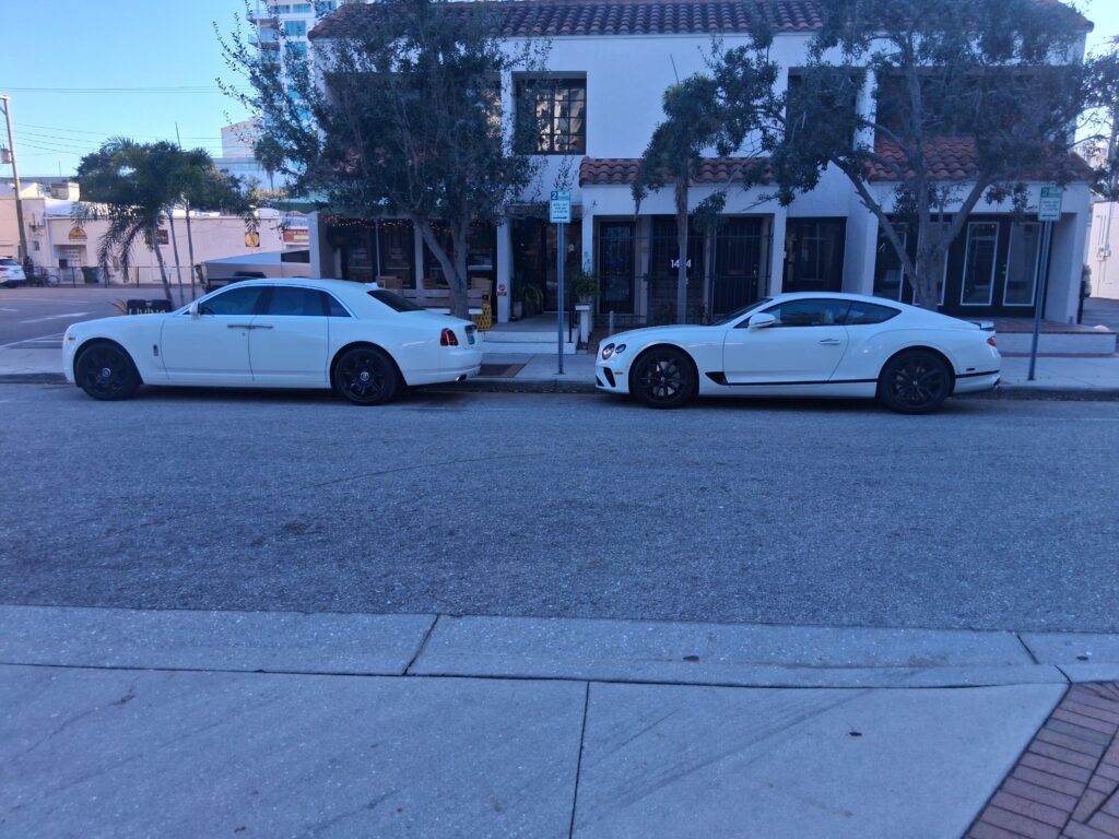 [RR and Bentley Coupe]