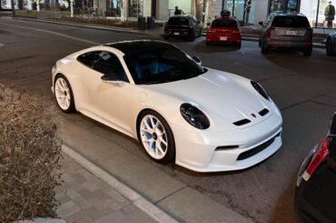 Porsche 911 GT3 Touring [4160x4105]