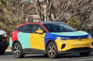 Harlequin [VW ID4] spotted today on a cruise.